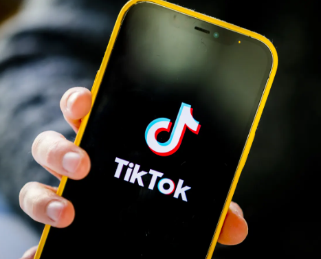 Impact TikTok : les vues achetées au-delà des chiffres