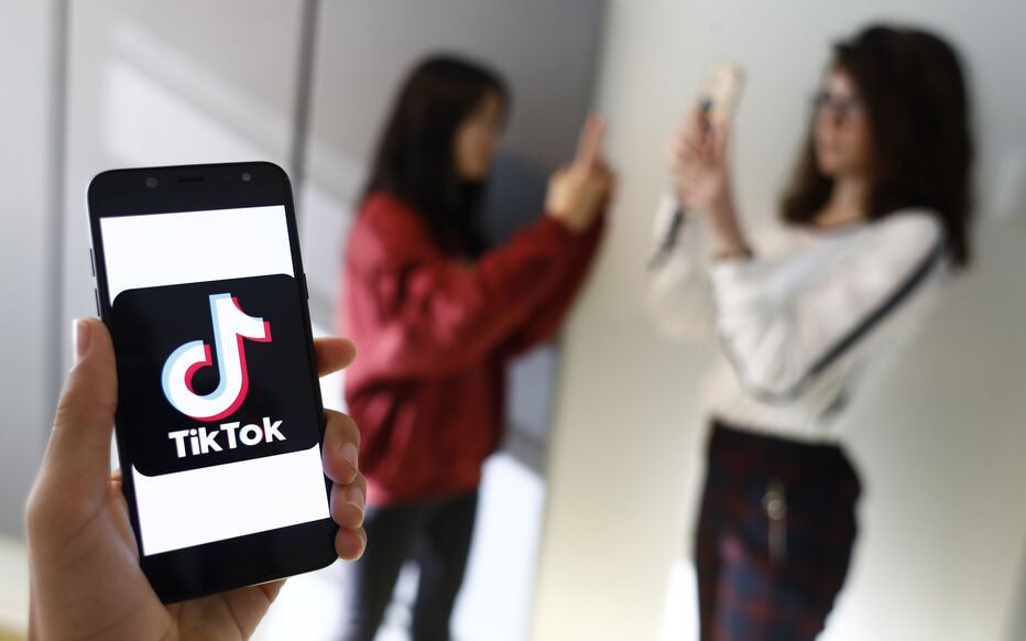 Créez une communauté enthousiaste : utilisez des followers achetés pour attirer des abonnés sur TikTok
